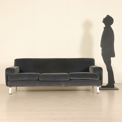 modernariato, modernariato di design, divano, divano modernariato, divano di modernariato, divano italiano, divano vintage, divano anni 60, divano design anni 60.