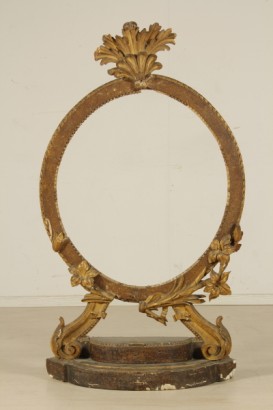 Cornice ovale neoclassica