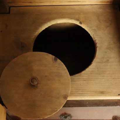 Comodino - Comoda Impero - Particolare