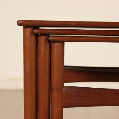 modernariato, modernariato di design, tavolino, tavolino modernariato, tavolino di modernariato, tavolino italiano, tavolino vintage, tavolino anni '60, tavolino design anni 60