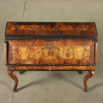 Ribalta Consolle Lombarda-particolare