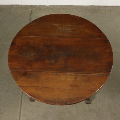 Walnut Sutherland Coffee Table Italy 19th Century