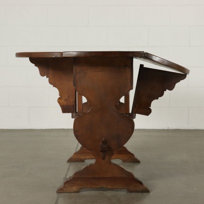 Walnut Sutherland Coffee Table Italy 19th Century