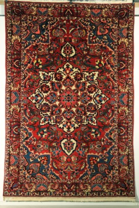 Bakhtiari Rug
