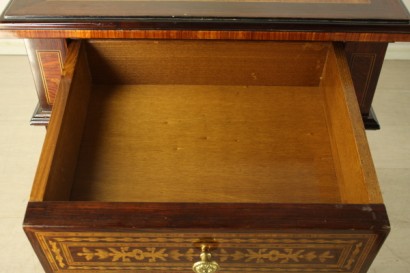 bottega del 900, mobili in stile, 2 comodini, stile neoclassico, mobili neoclassico, mobili 900, comodini 900, comodini neoclassico