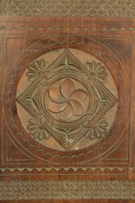 Bottega del 900, neo-Renaissance, neo-Gothic chest of drawers, chest of drawers, 900 Walnut