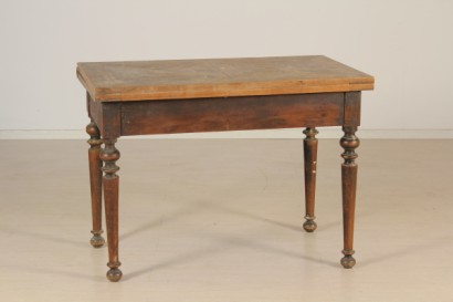 Opening Walnut coffee table