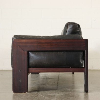 modernariato, modernariato di design, divano, divano modernariato, divano di modernariato, divano italiano, divano vintage, divano anni '60, divano design anni 60