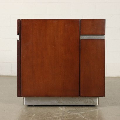 antigüedades modernas, antigüedades de diseño moderno, mueble bar, mueble bar antiguo moderno, mueble bar antiguo moderno, mueble bar italiano, mueble bar vintage, mueble bar de los años 60, mueble bar de diseño de los años 60