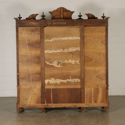 Dreitüriger Kleiderschrank Nussbaum Italien letzes Quartal '800.