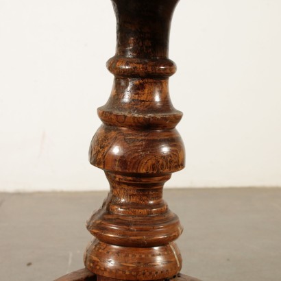 Beistelltisch mit Intarsien Rolo Italien 19. Jahrhundert