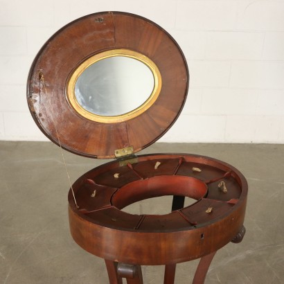 Beistelltisch Mahogani Nussbaumholz Italien 19. Jahrhundert