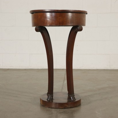 Beistelltisch Mahogani Nussbaumholz Italien 19. Jahrhundert