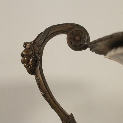 Marmor und Bronzevasen 20. Jahrhundert.