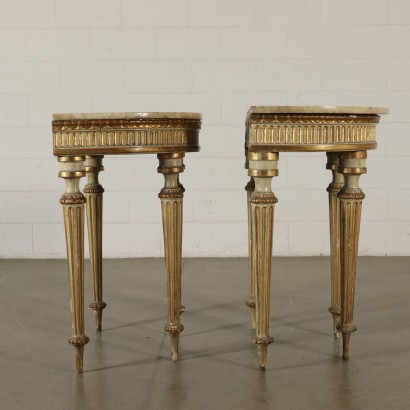 Paar Neoklassische Konsolen Lackiertes Holz Italien 18. Jahrhundert