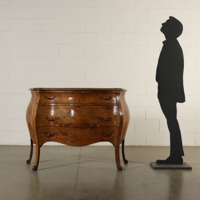 Kommode im Stil Spätbarock Nussbaumholz Italien 20. Jahrhundert