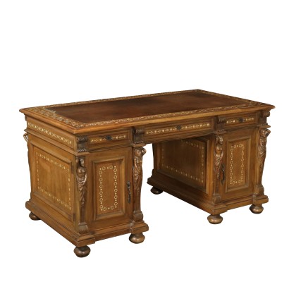 Antiker Schreibtisch mit Inlays Italien 19. Jahrhundert