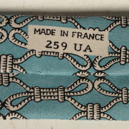 Cravatta Vintage azzurra con Motivi a nodi Hermès-particolare