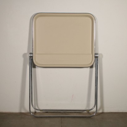 modernariato, modernariato di design, tavolino, tavolino modernariato, tavolino di modernariato, tavolino italiano, tavolino vintage, tavolino anni '60, tavolino design anni 60