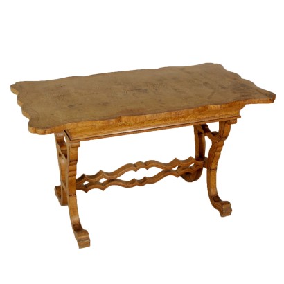 Escritorio De Estilo Biedermeier Con Incrustaciones De