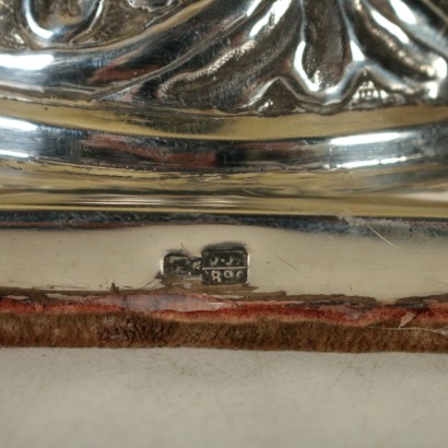 Lampada da tavolo in argento