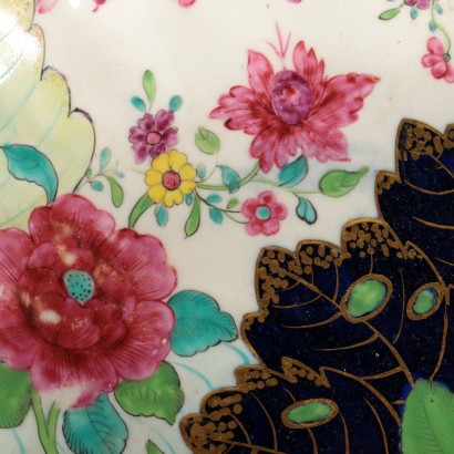 Pair of Decorative Plates Tobacco Leaf Porcelain China 18th Century