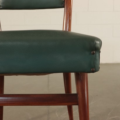 Six Chaises Hêtre teint Ressorts Cuir synthétique Italie Années 50-60