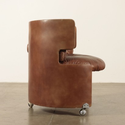 modernariato, modernariato di design, poltrona, poltrona modernariato, poltrona di modernariato, poltrona italiana, poltrona vintage, poltrona anni '60, poltrona design anni 60