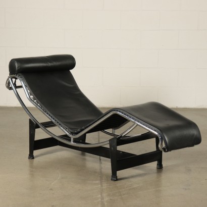 Chaise longue