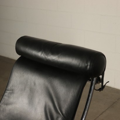 Chaise longue