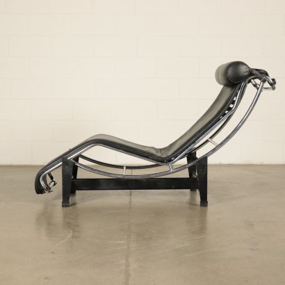 Chaise longue