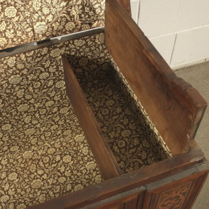 Cassapanca intarsiata