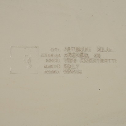 moderne Antiquitäten, modernes Antiquitäten-Design, Couchtisch, moderner antiker Couchtisch, moderner Antiquitäten-Couchtisch, italienischer Couchtisch, Vintage-Couchtisch, 60er-Couchtisch, 60er-Design-Couchtisch