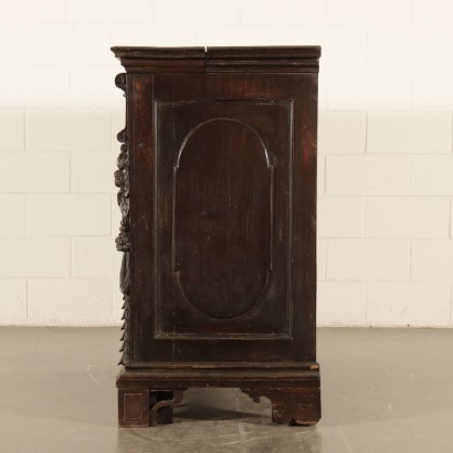 Grand Commode à quatre tiroirs Noyer Italie Première moitié '700