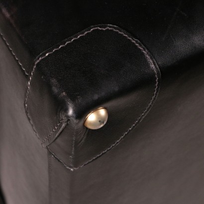 vintage, abbigliamento vintage, vintage milano, vintage online, abiti vintage milano, moda vintage, valigia vintage, valigie vintage, Prada