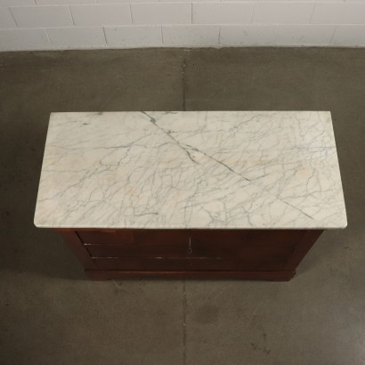 Pecho de cajones '800