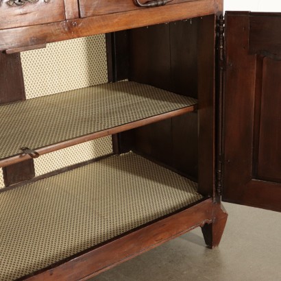 Credenza con alzata