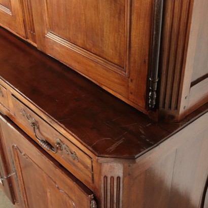 Credenza con alzata