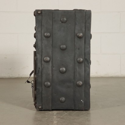 Safety deposit box