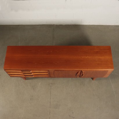 modernariato, modernariato di design, credenza, credenza modernariato, credenza di modernariato, credenza italiana, credenza vintage, credenza anni '60, credenza design anni 60