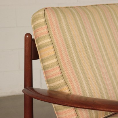 modernariato, modernariato di design, divano, divano modernariato, divano di modernariato, divano italiano, divano vintage, divano anni '60, divano design anni 60