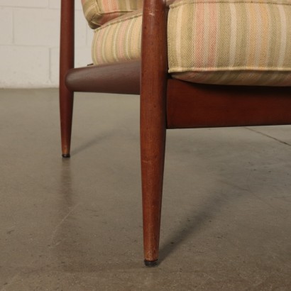 modernariato, modernariato di design, divano, divano modernariato, divano di modernariato, divano italiano, divano vintage, divano anni '60, divano design anni 60