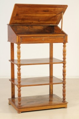 Etagere con Leggio Albertino