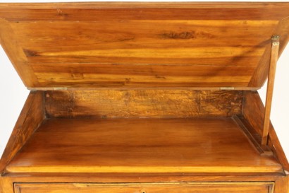 Etagere con Leggio Albertino