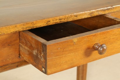 antiquariato, tavoli, tavolo neoclassico, tavolo meta 800, tavolo ciliegio, tavolo noce, tavolo italia, tavolo