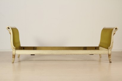 bottega del 900, mobili in stile, letti in stile neoclassico, letti legno laccato, letti meta 900, letti 900, letti italia, letti