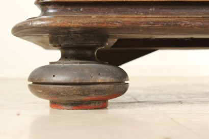 Armadio stile Neorinascimento