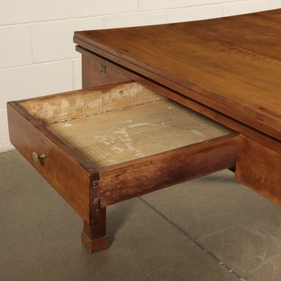 Tavolo a Tiro Impero