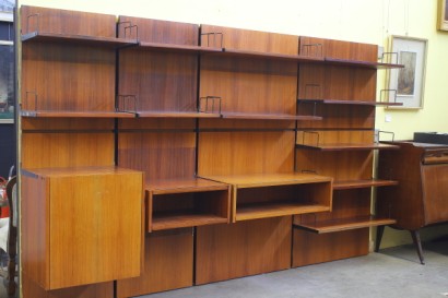 Biblioteca de 60 años