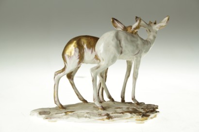 Due cerbiatti in ceramica